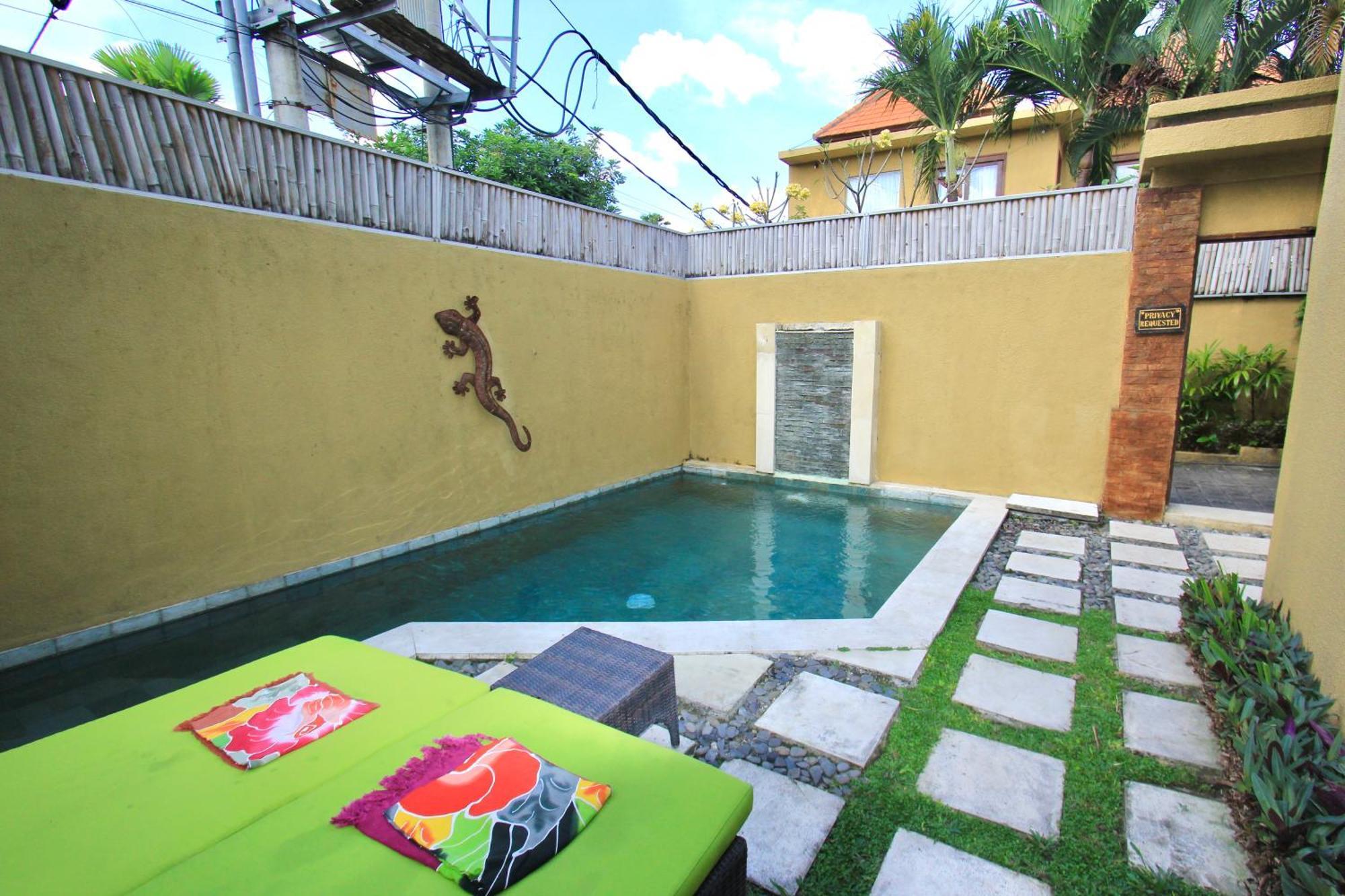 O Villas Seminyak Esterno foto