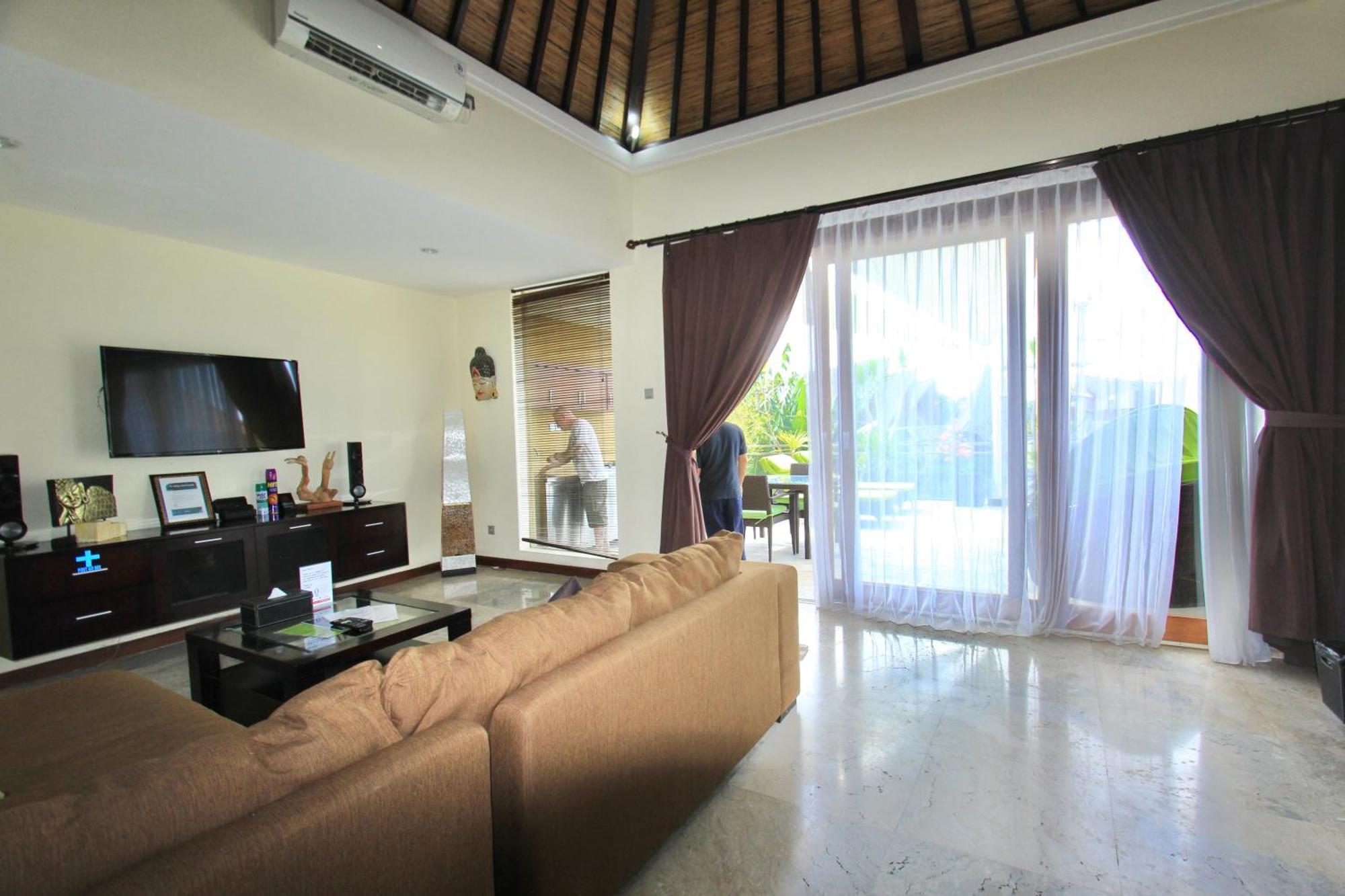 O Villas Seminyak Esterno foto